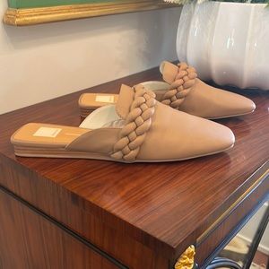 Women’s Dolce Vita neutral color mules in Size 10